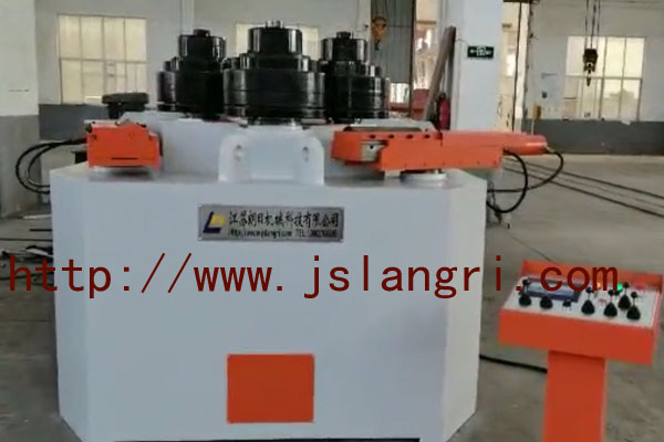 一批型材彎曲機驗收合格，已發往客戶